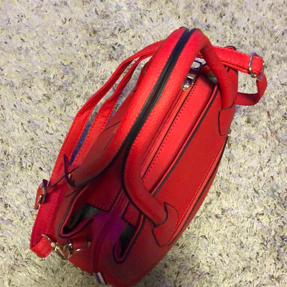 Red Leather satchel handbag with longstrap - Picture 3 of 7